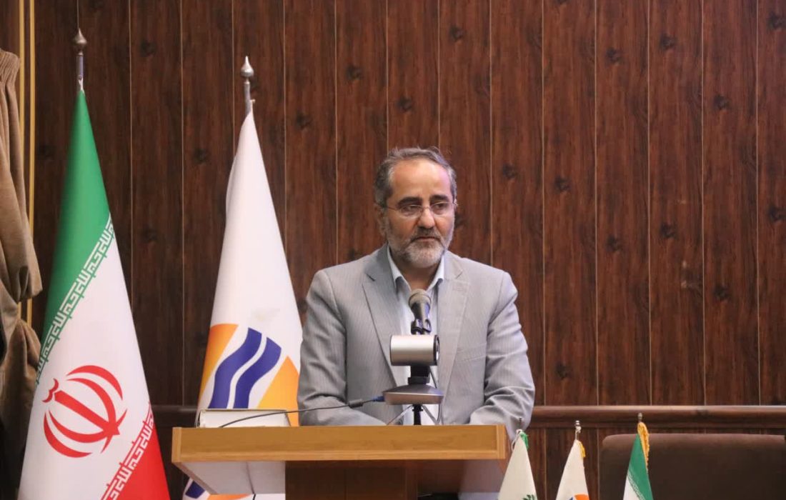 امضای تفاهم‌ نامه آسفالت معابر روستایی در قشم/ آسفالت ۲۰۰ کیلومتر از معابر روستاهای جزیره