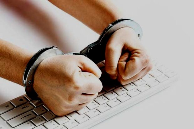 دستگیری کلاهبردار مجازی در قشم/ کشف ۱۳ فقره کلاهبرداری از قشموندان