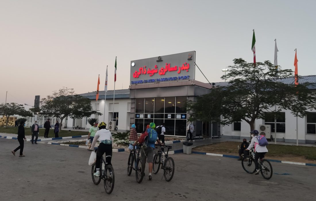 ساعت کاری بندر شهید ذاکری قشم افزایش یافت