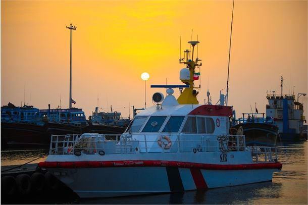 نجات جان ۳ خانوداه از خطر غرق شدگی در آب‌های قشم