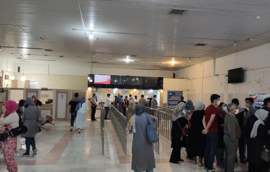 ۱۳۰۴ فقره برگ سبز در مبادی خروجی جزیره صادر شد/ فرودگاه قشم در صدر صدور برگ سبز