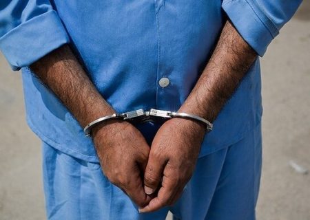 قاتل یک جوان ۲۷ ساله در هرمزگان بازداشت شد/ قتل در تهران، دستگيری در قشم