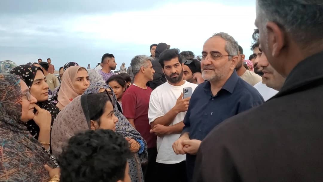 سازمان منطقه آزاد قشم؛ بدون سرمایه اجتماعی و در تعارض با جامعه محلی/ کلنگ پلاژ بانوان باز هم به زمین ننشست