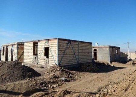 واگذاری زمین به ۱۵۰۰ خانوار قشمی در ۲ ماه/ مسکن جوانان قشم روی ریل سرعت