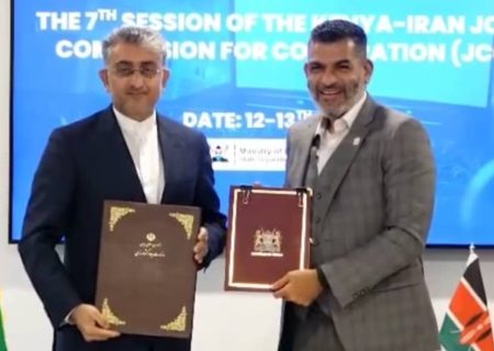 امضای تفاهم‌نامه خواهرخواندگی بین بندرعباس و مومباسا/ دعوت رسمی از استاندار مومباسا برای سفر به بندرعباس