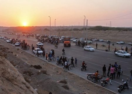 فرهنگ‌سازی استفاده از موتور در خانواده‌ها تاثیرگذارتر از اقدامات انتظامی است/ شهر، آشفته از ویراژها