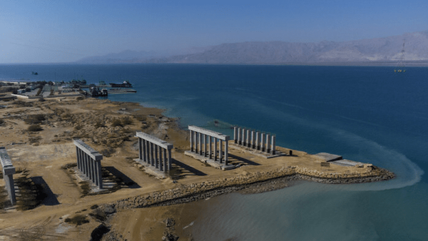 ساخت پل خلیج فارس از سر گرفته می‌شود/ قرارگاه خاتم مجری جدید پروژه