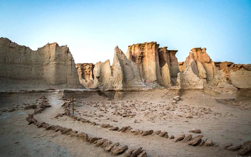 بازدید ۱۷۳ هزار نفر از ژئوسایت‌های ژئوپارک جهانی قشم/ دره ستاره‌ها در صدر استقبال گردشگران ۱۴۰۴