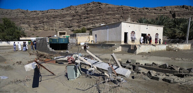 آغاز پرداخت خسارت سیل‌زدگان روستای طولا