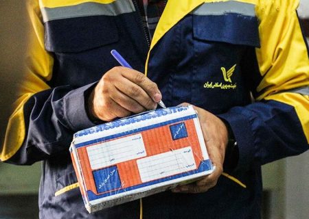 تماشا کنید/ وقتی صدای زنگ، پستچی رو توی شرایط جنگی میاره در خونت!