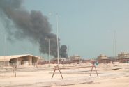حریق در کارگاه لنجسازی پیپشت قشم، یک لنج طعمه آتش شد
